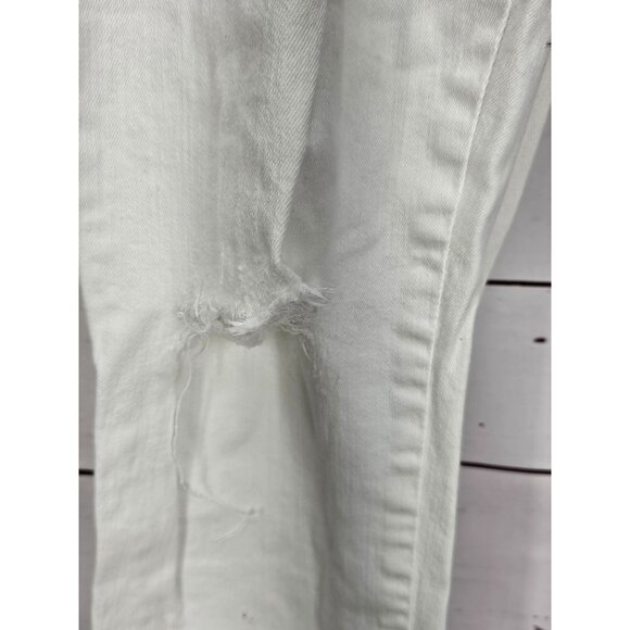 Signature By Levi Women’s White Cropped Ankle Distressed Jeans Size 20W - Picture 2 of 14